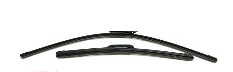SILECEK SUPURGESI TAKIMI 650mm / 425mm BMW F40 F44